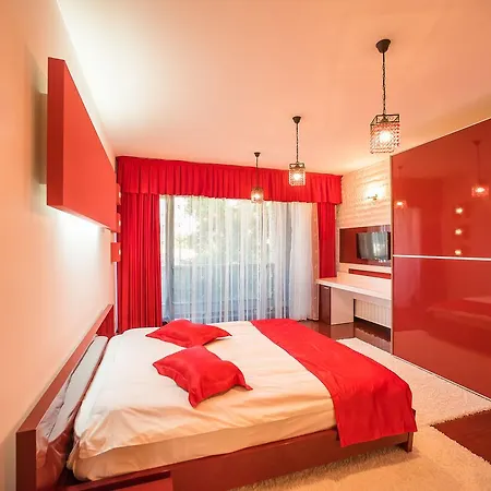 Simple Self Check In Homestay Bucharest