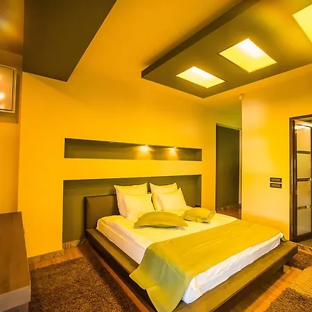 Simple Self Check In